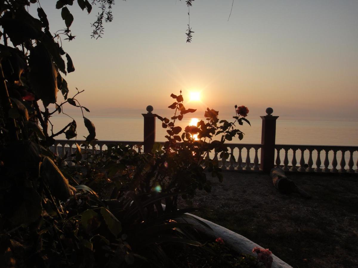 Apartments Corfu Sun Sea Side Benitses  Exterior foto